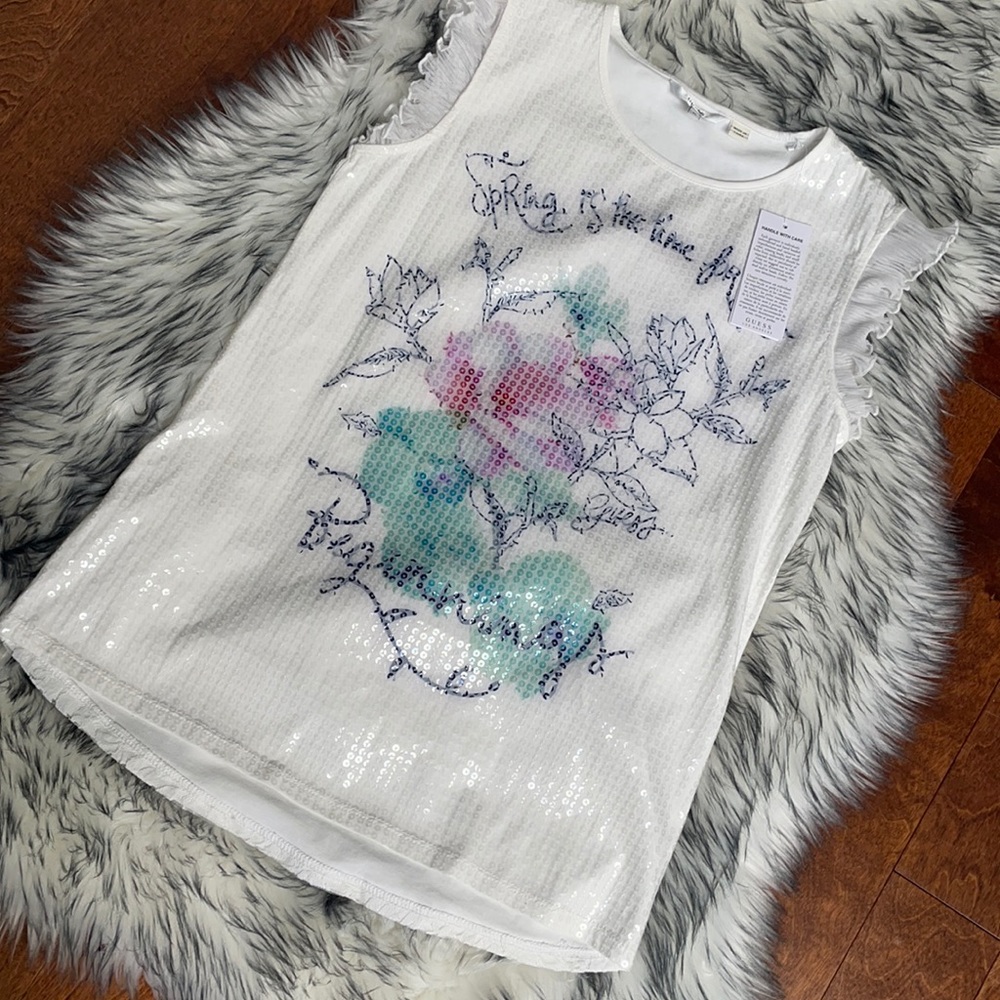 Guess girls white top with lace on Back. NWT